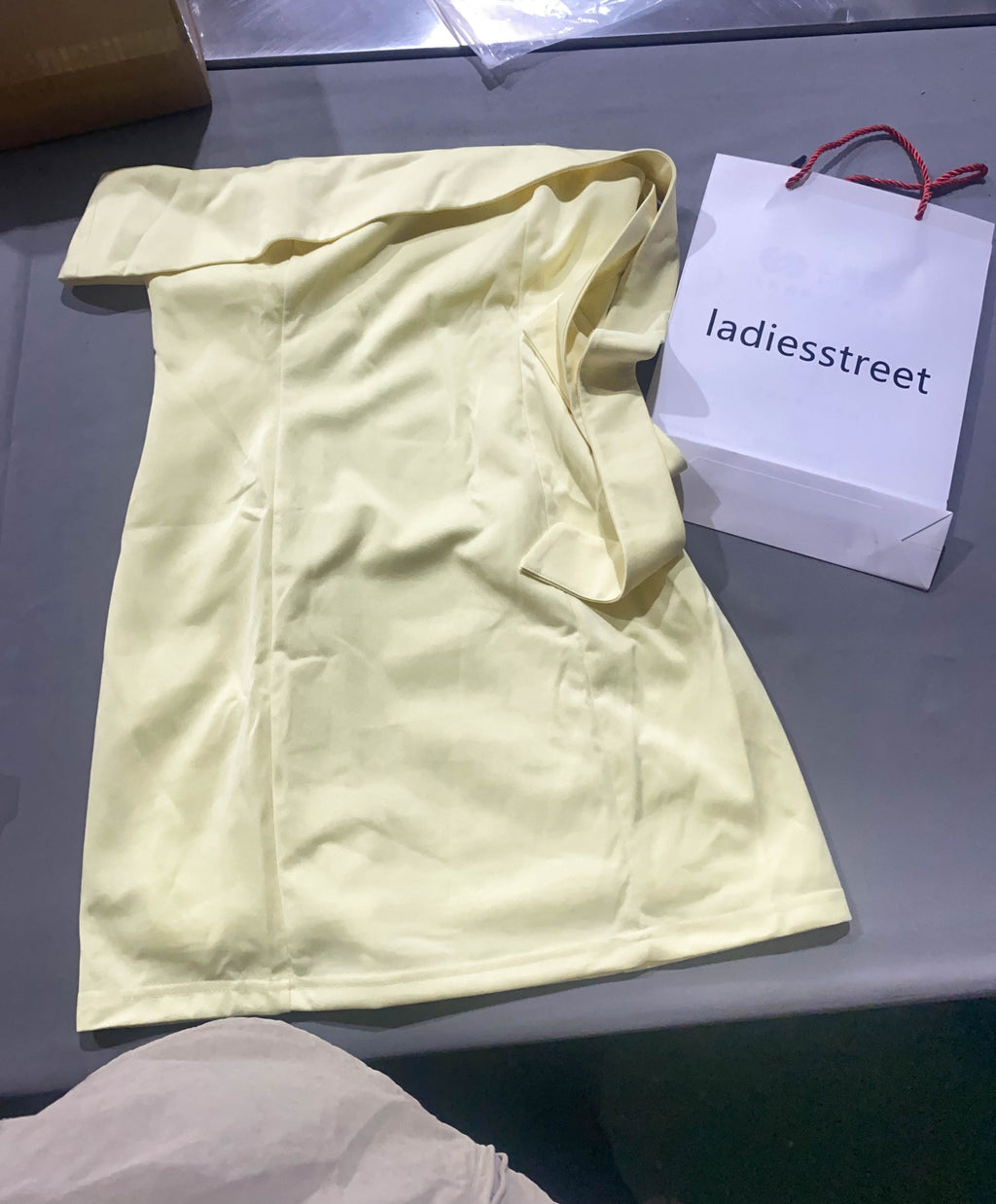 ladiesstreet Seashell Dream Off Shoulder Mini Dress Yellow Non-stretch Off-the-shoulder Zipper, hook eye closure Bridesmaid dresses