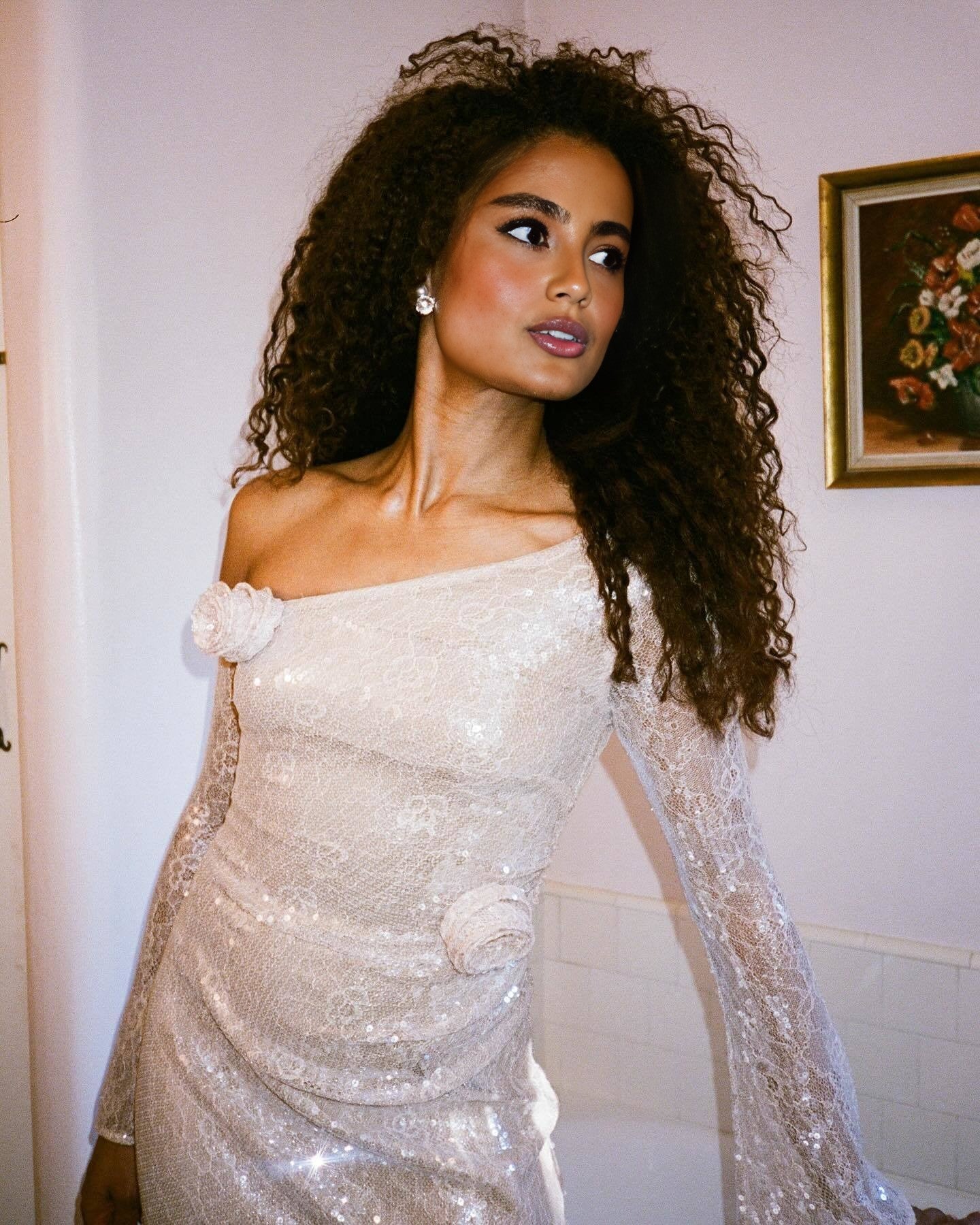 Luxury One-Shoulder Sequin Lace Handmade Flower Long Formal Evening Gown