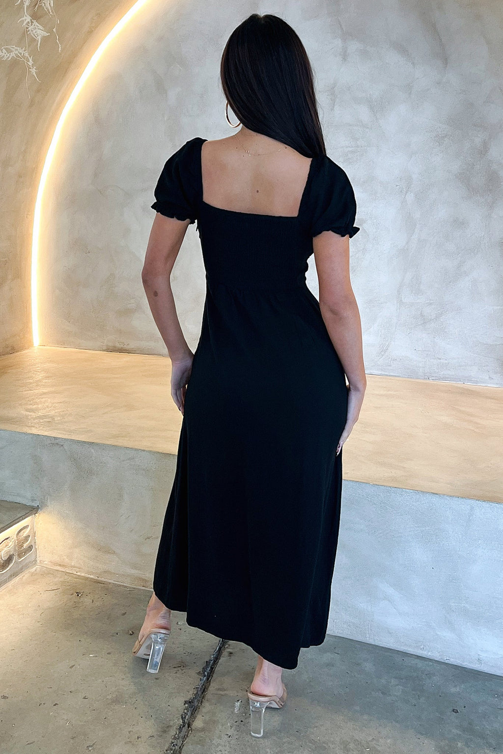 Solem Midi Dress - Black Linen