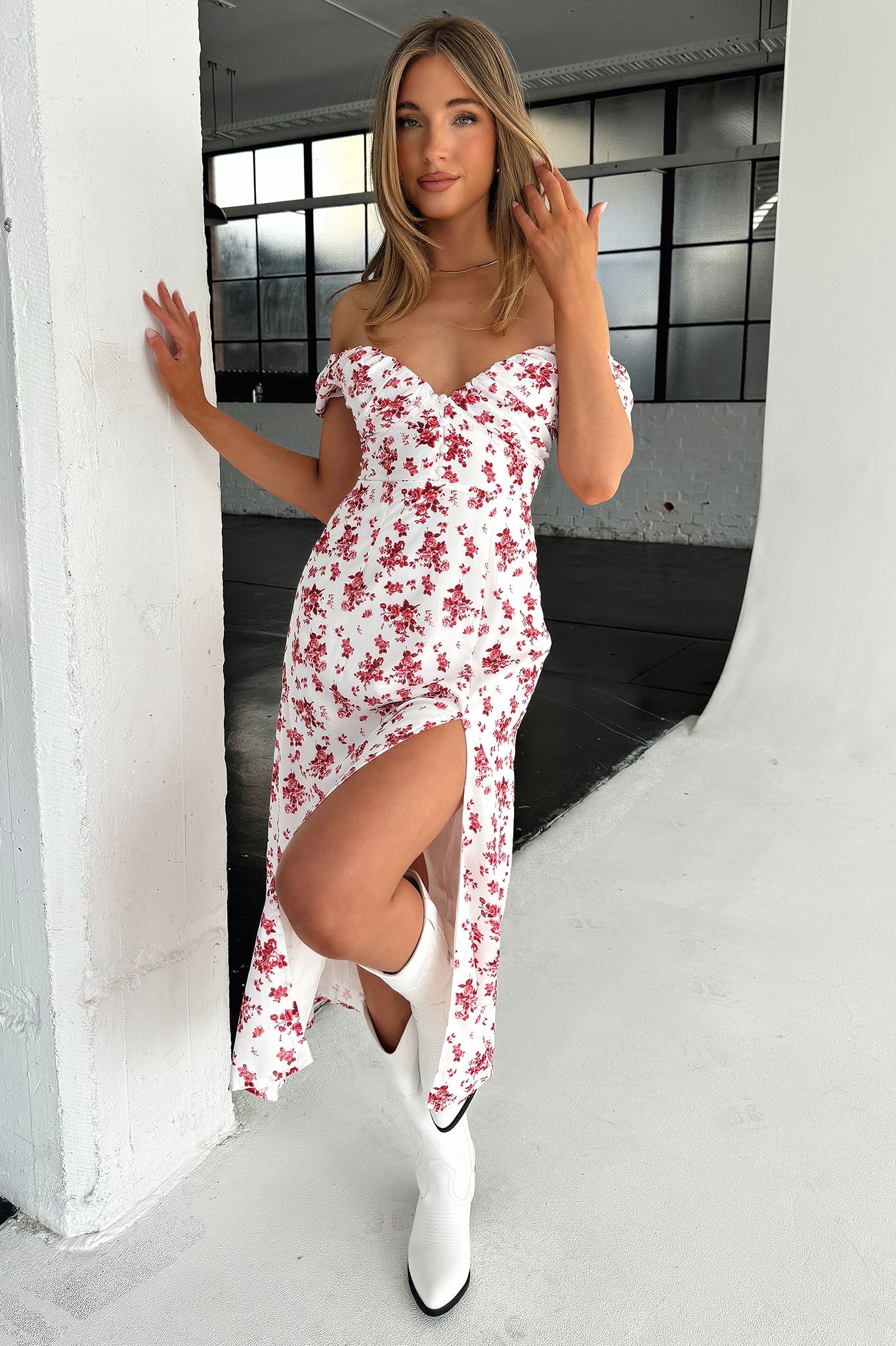 Solem Midi Dress - Red Floral